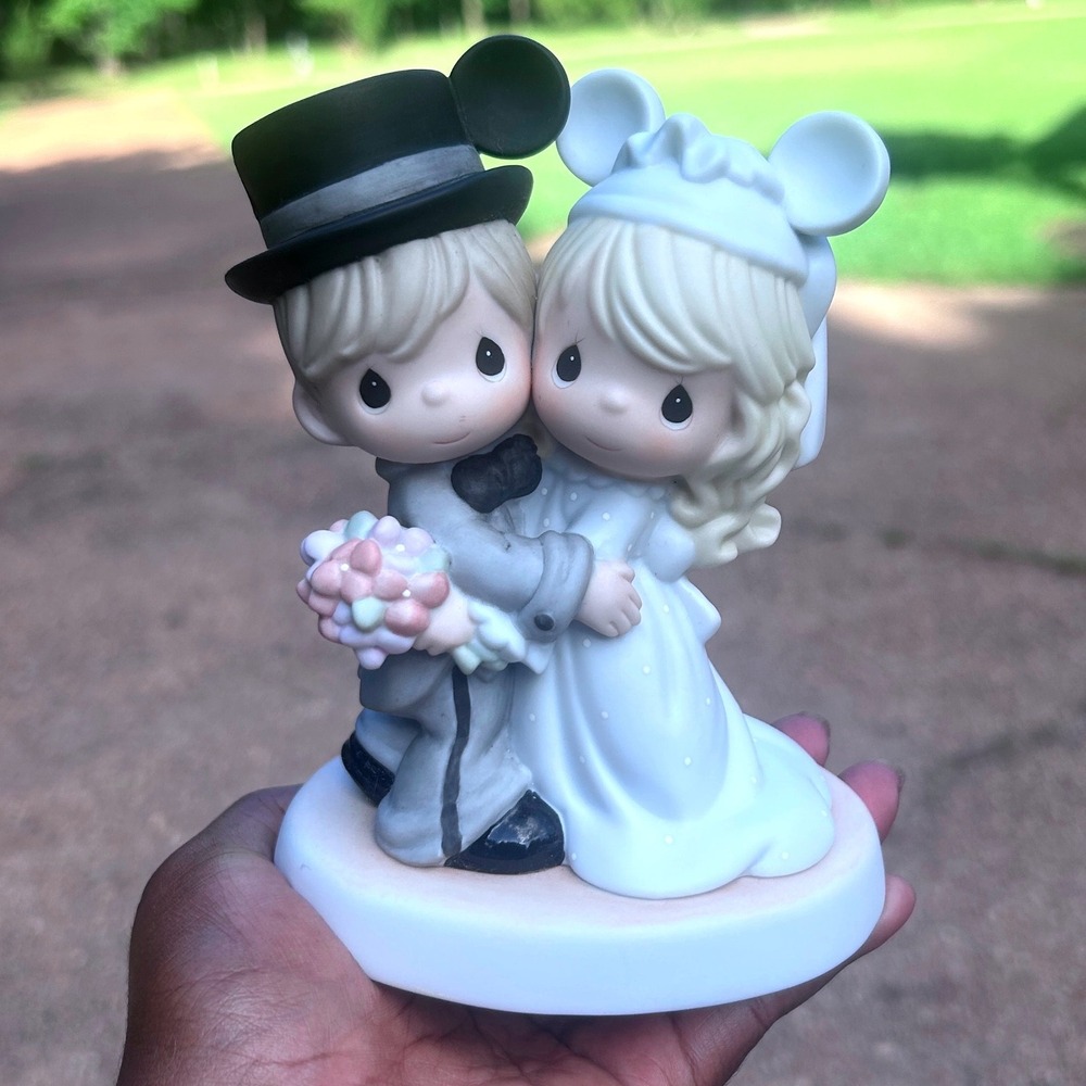 Precious Moments Disney Wedding Magically Ever After Porcelain Figurine 620030